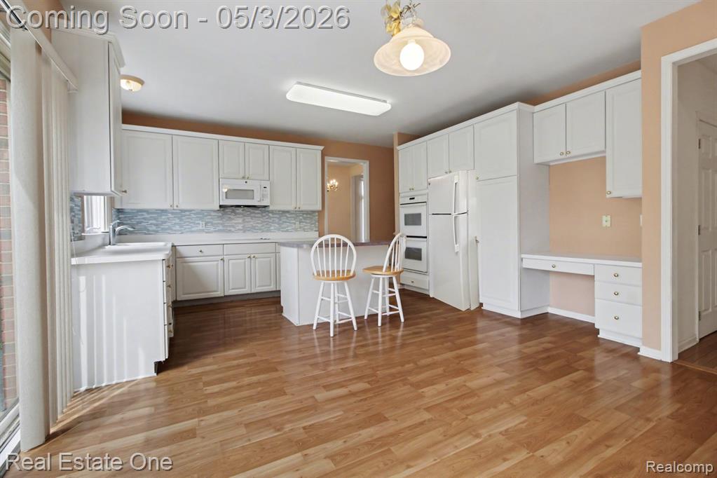 6933 Poppleton Road, Canton, MI 48187 — Photo 28