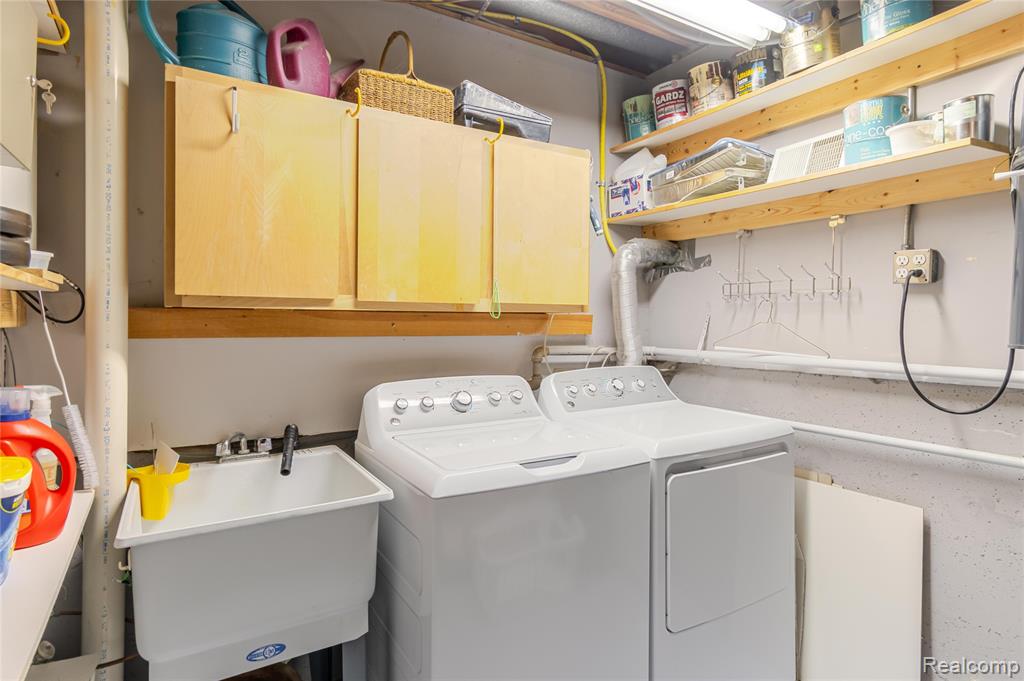 234 Lyn Anne Court, Ann Arbor, MI 48103 — Photo 25
