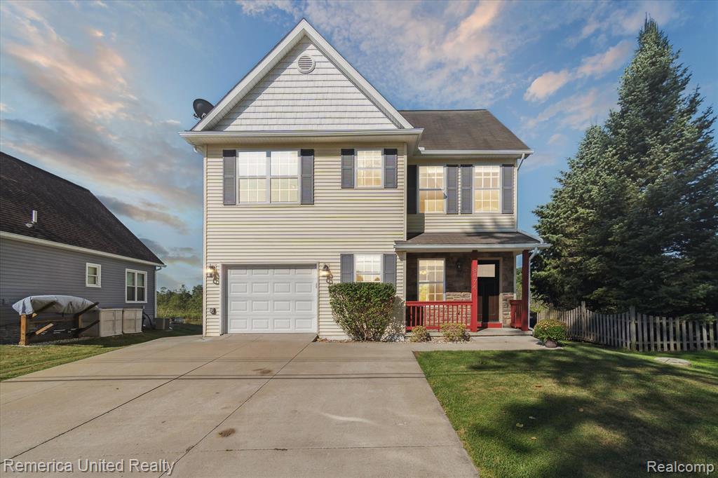 8474 Baudine Road, Pinckney, MI 48169 — front exterior