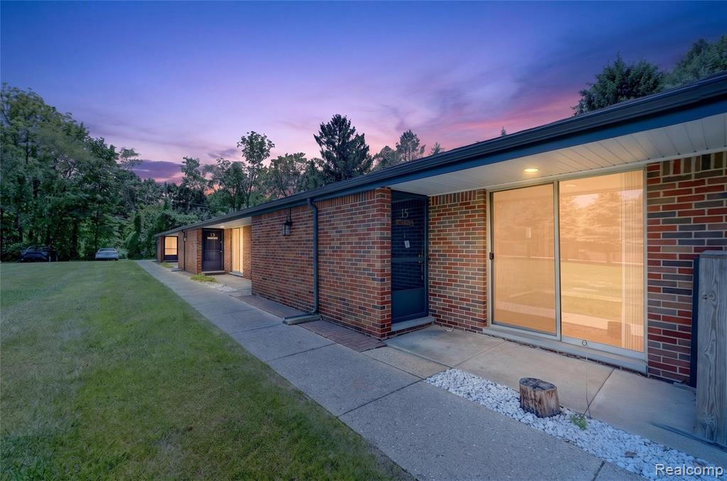 48770 Shelby Road, Shelby Twp, MI 48317