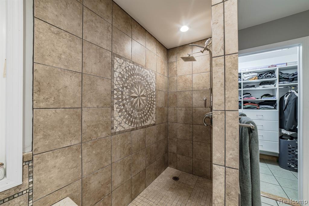 46555 Dequindre Road, Rochester Hills, MI 48307 — Photo 39