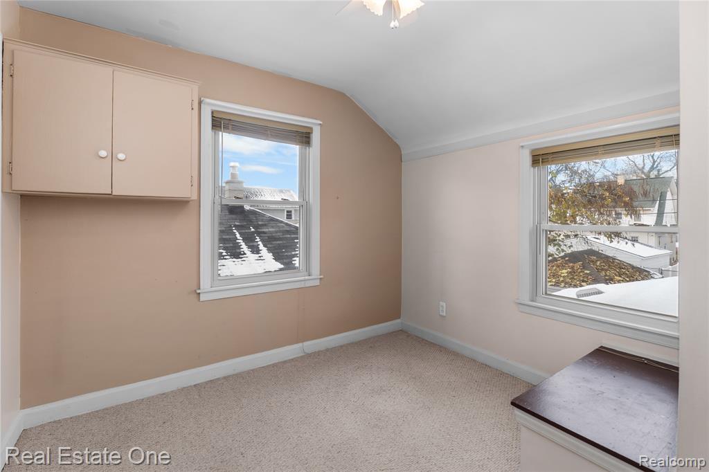 716 Kings Highway, Wyandotte, MI 48192 — Photo 13