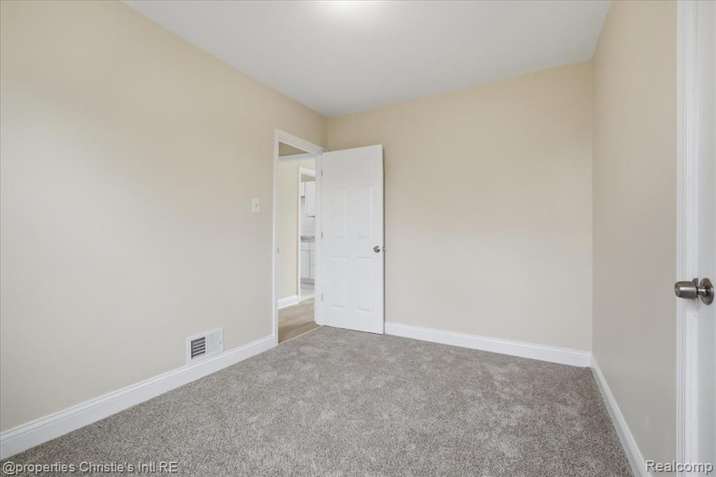 16596 Santa Rosa Drive, Detroit, MI 48221 — Photo 9