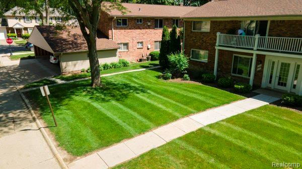 516 NEFF Lane Lane, Grosse Pointe, MI 48230 — Photo 25