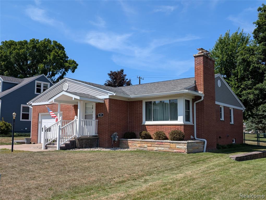 411 Cleveland Street, Bad Axe, MI 48413 — Photo 6