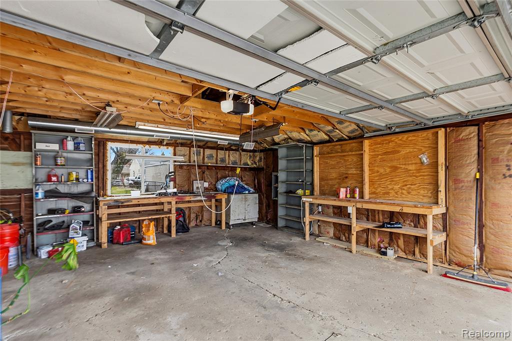 6457 Deering Street, Garden City, MI — Photo 35