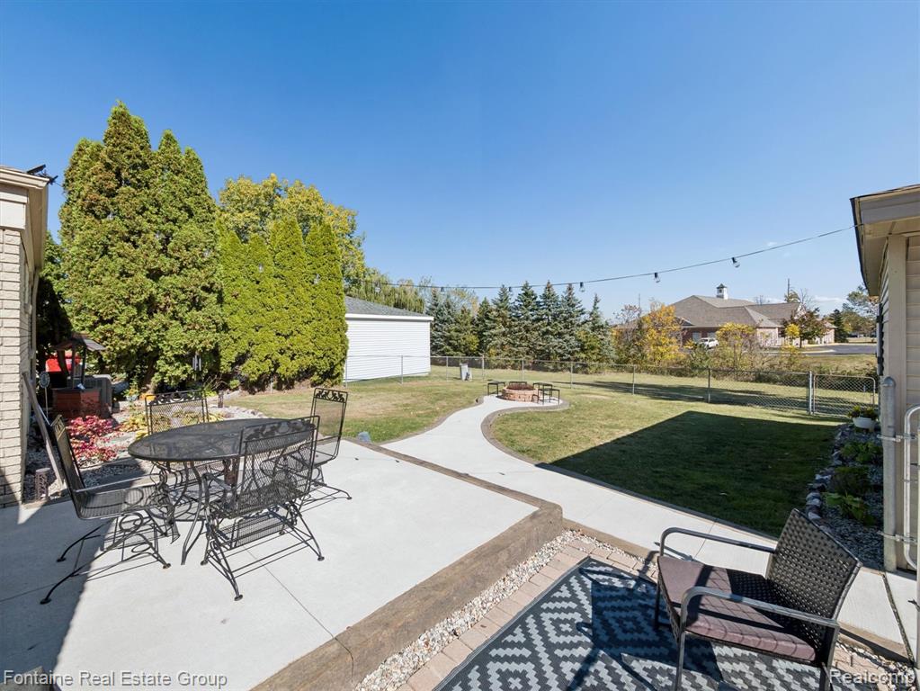 46966 McKenna Drive, Macomb, MI 48044 — Photo 45