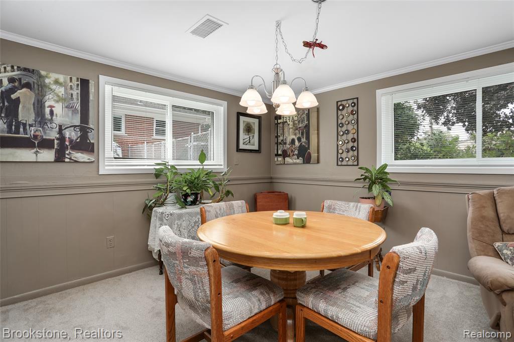9915 Pere Avenue, Livonia, MI 48150 — Photo 10