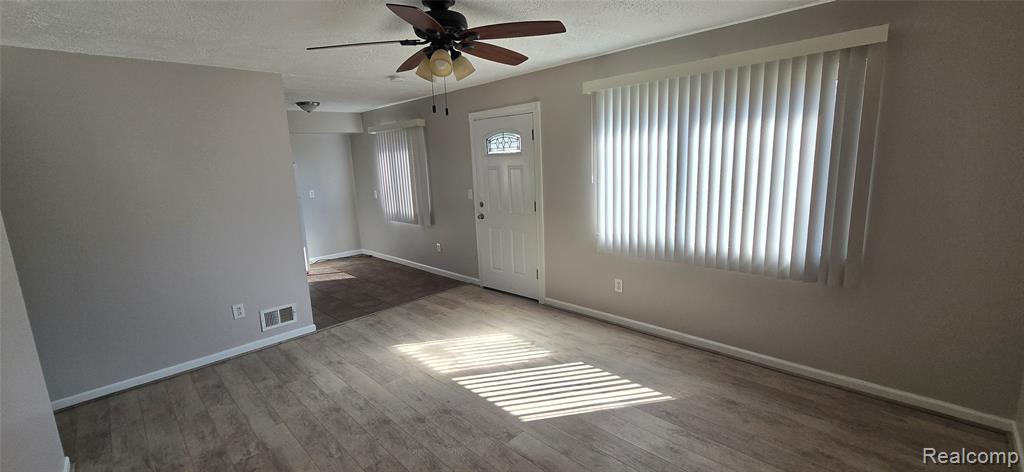 639 E Columbia Avenue, Pontiac, MI 48340 — Photo 5