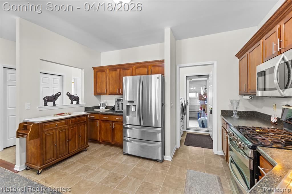 43651 Cherrywood Lane, Canton, MI 48188 — Photo 10