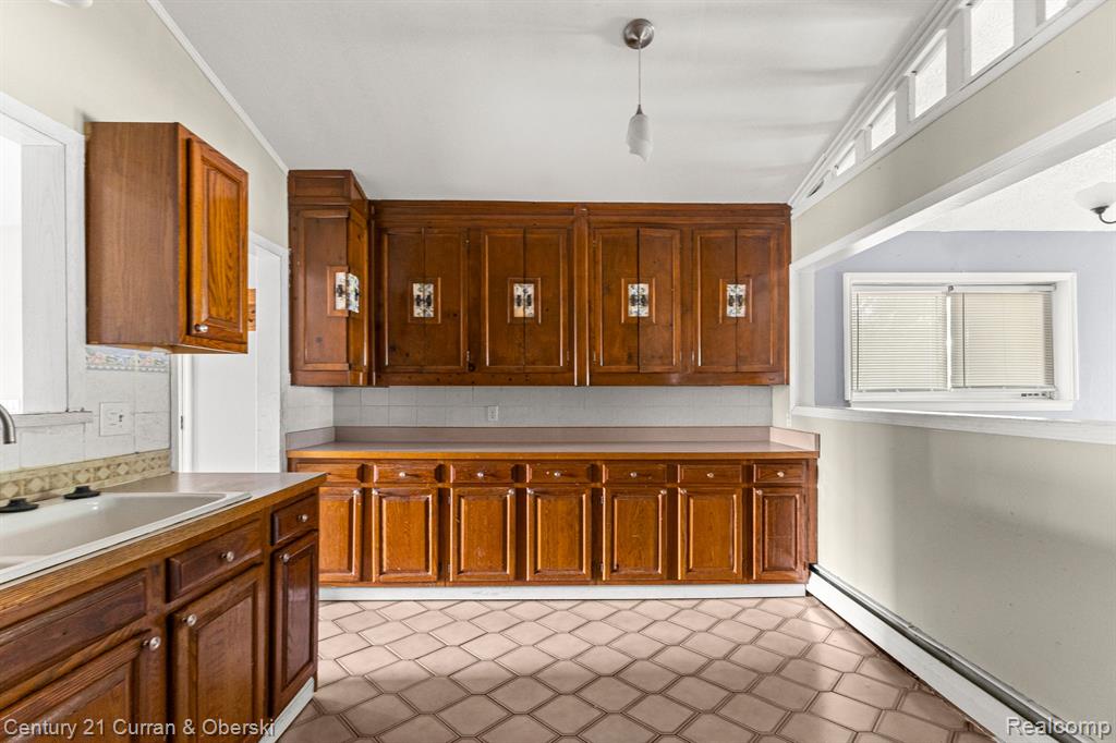 80 E MAHAN Avenue, Hazel Park, MI 48030 — Photo 11