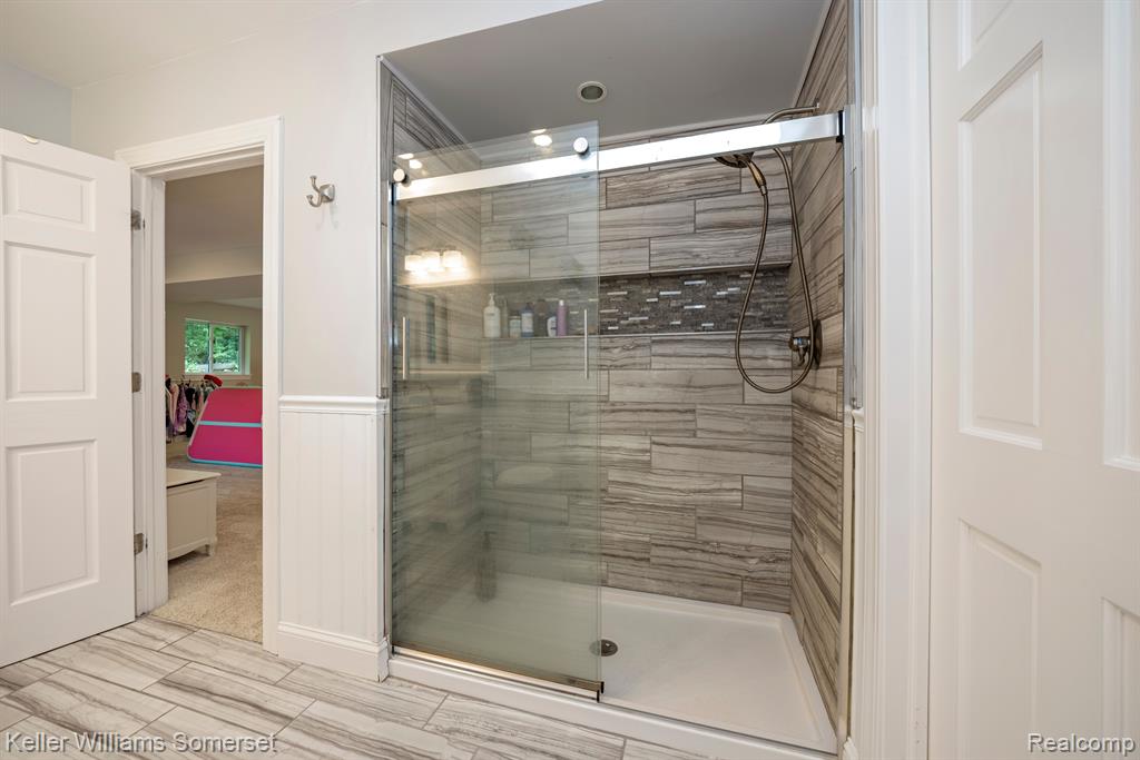 9732 FOREST RIDGE Drive, Clarkston, MI 48348 — Photo 26