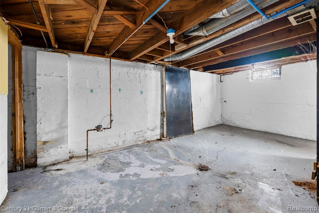 8468 Minock Street, Detroit, MI 48228 — Photo 15