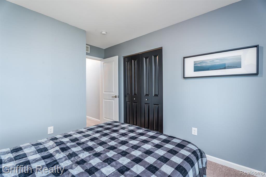 3576 AMBER OAKS Drive, Howell, MI 48855 — Photo 18
