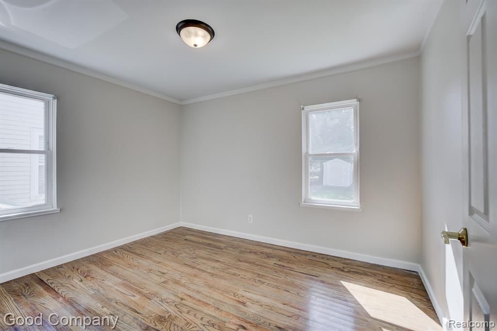 600 E Kalama Avenue, Madison Heights, MI 48071 — Photo 14