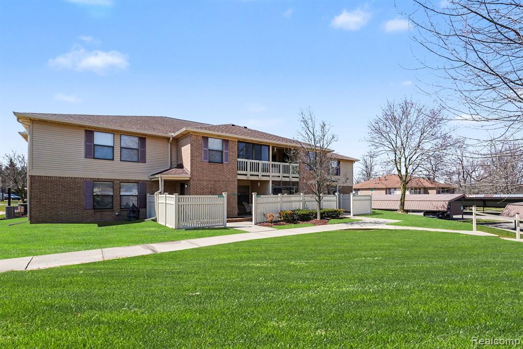 61156 Greenwood Drive, South Lyon, MI 48178 — Photo 23