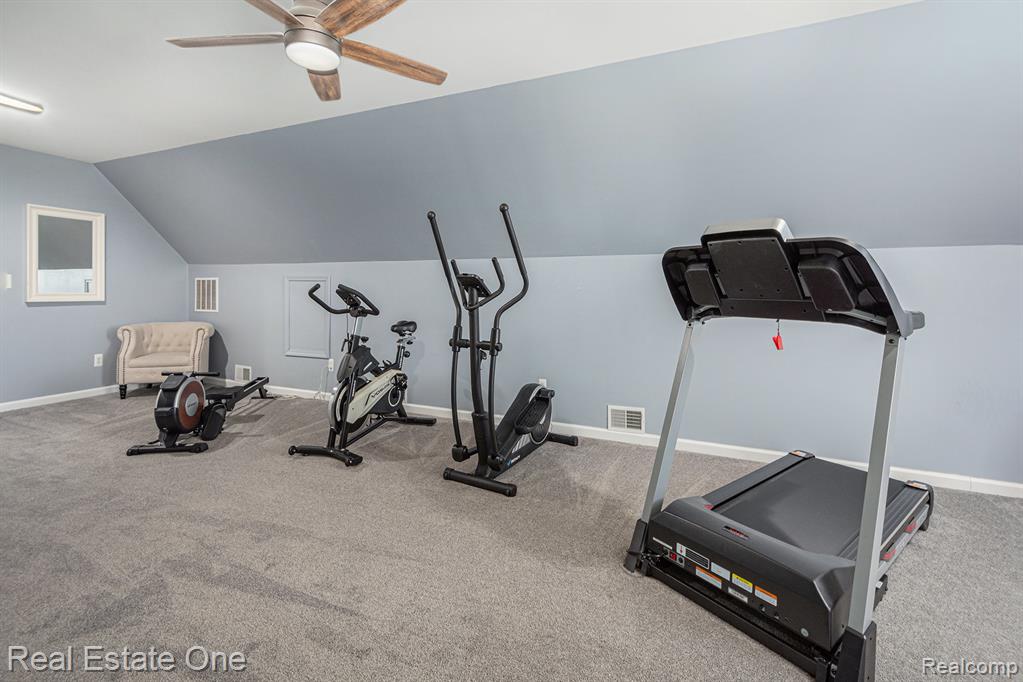 1074 Deer Valley Valley, Manchester, MI 48158 — Photo 22
