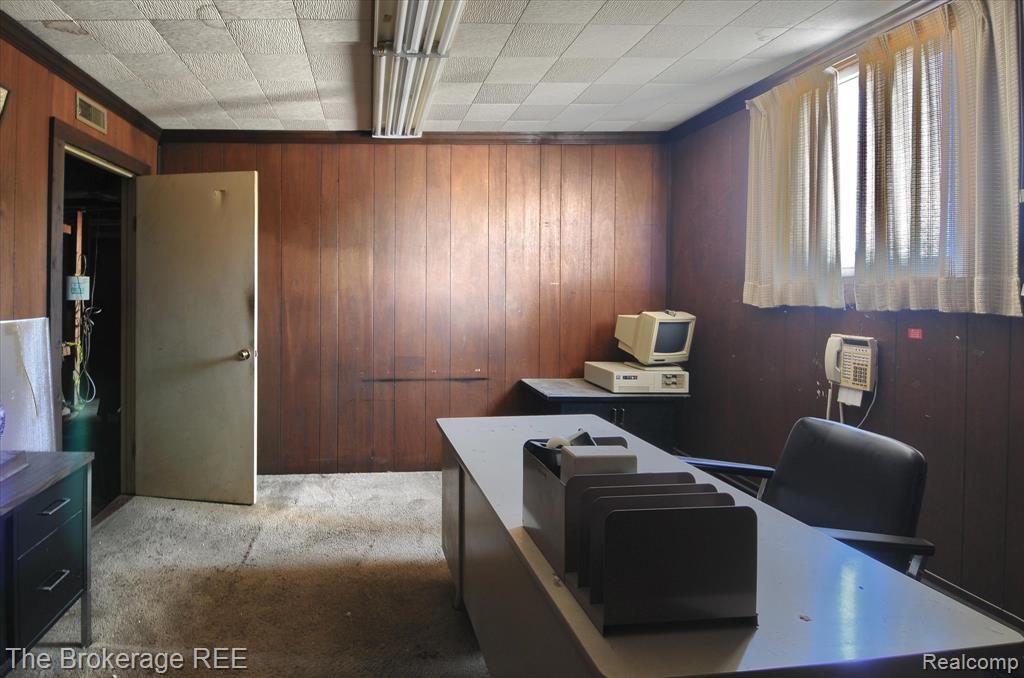 4032 Fenton Road, Flint, MI 48507 — Photo 13