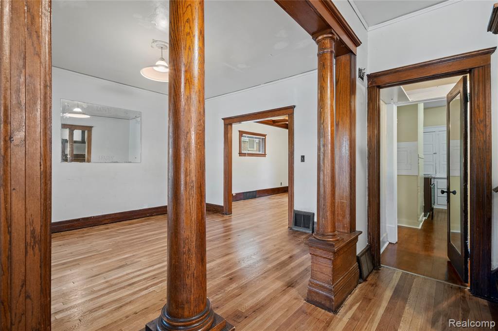535 Woodland Street, Detroit, MI 48202 — Photo 7