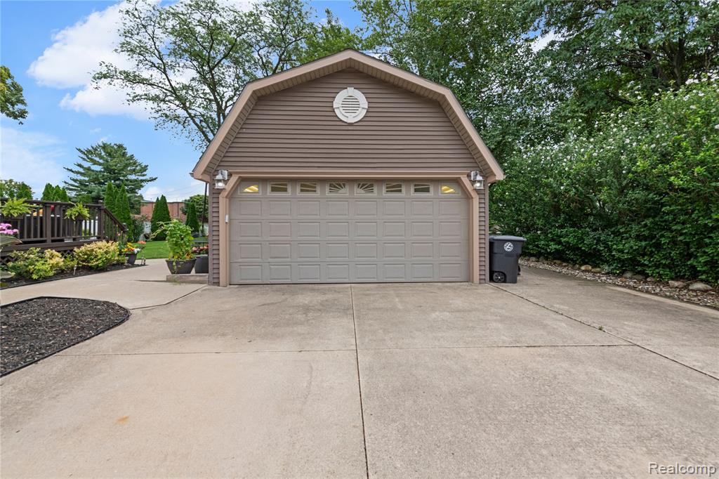 14962 Beatrice Street, Livonia, MI, 48154