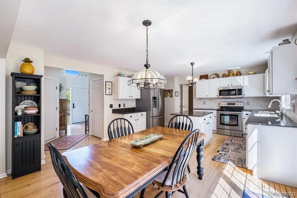 6320 Knob Bend Drive, Grand Blanc, MI 48439 — Photo 4