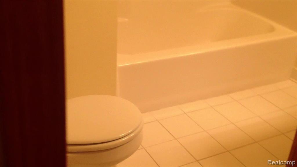 411 FORD Avenue, Wyandotte, MI 48192 — Photo 7