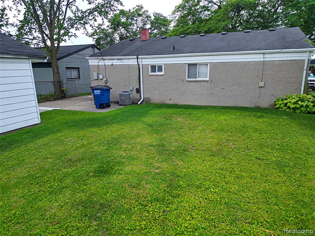 8250 N Henry Ruff Road, Westland, MI — Photo 28