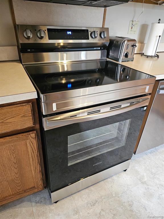 40703 Newport Dr, 249, Plymouth, MI 48170 — Photo 12