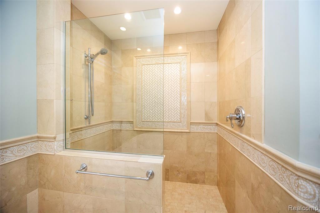 10 Sycamore Lane, Grosse Pointe, MI 48230 — Photo 42