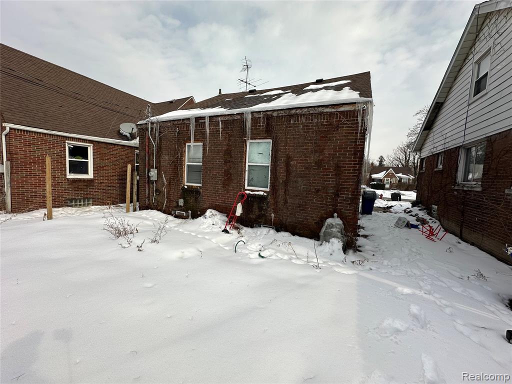 9459 Lakepointe Street, Detroit, MI 48224 — Photo 2