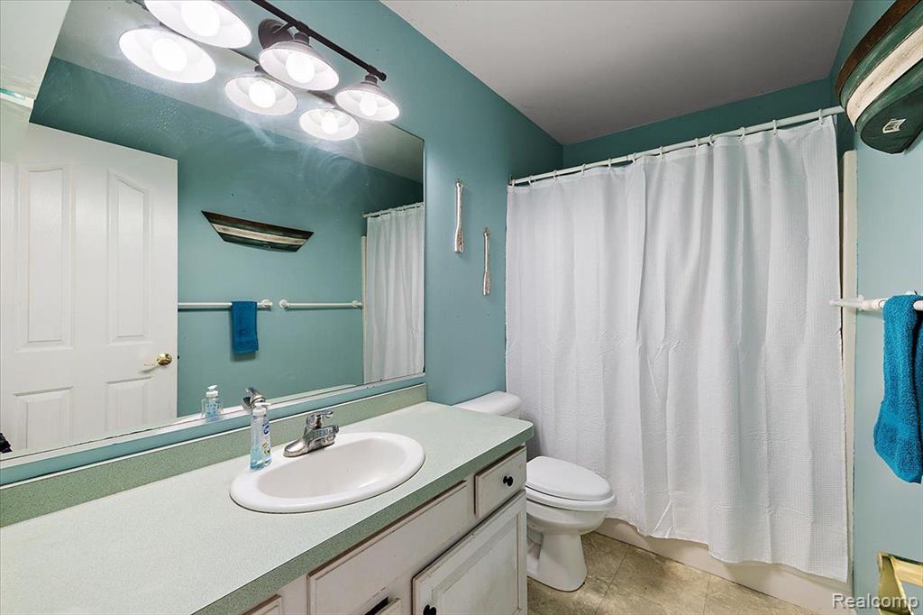 4351 CORDLEY LAKE Road, Pinckney, MI 48169 — Photo 28