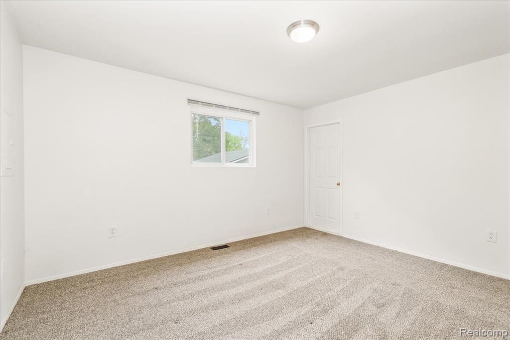 7205 Kempa Street, Romulus, MI 48174 — Photo 28
