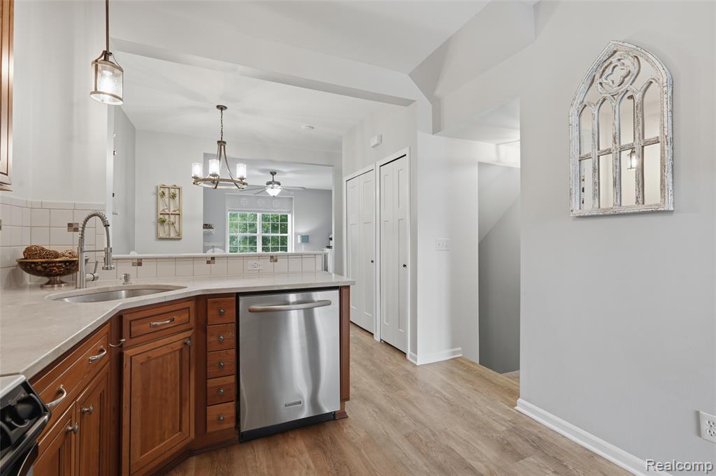 2138 Knotty Pine Trail, Howell, MI 48855 — Photo 12