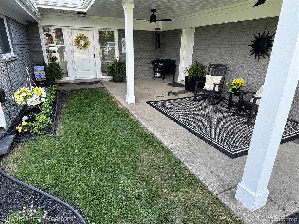 489 BERRY PATCH Lane, White Lake, MI — Photo 30