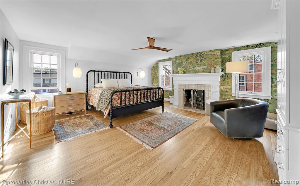 991 N Glenhurst Drive, Birmingham, MI 48009 — Photo 31