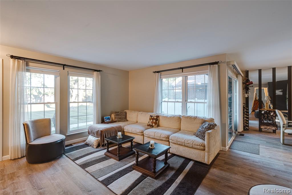 40554 Newport Drive, Plymouth, MI 48170 — Photo 10