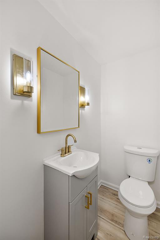 925 N MELBORN Street, Dearborn, MI 48128 — Photo 14