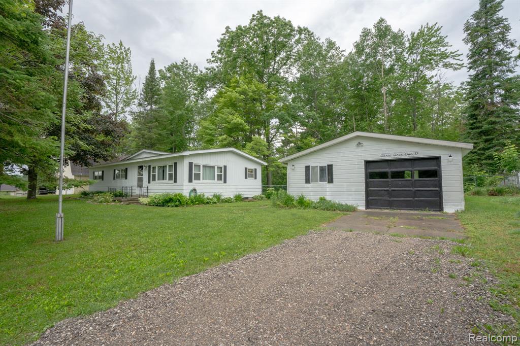 3410 Algonquin Trail, Glennie, MI 48737 — Photo 5