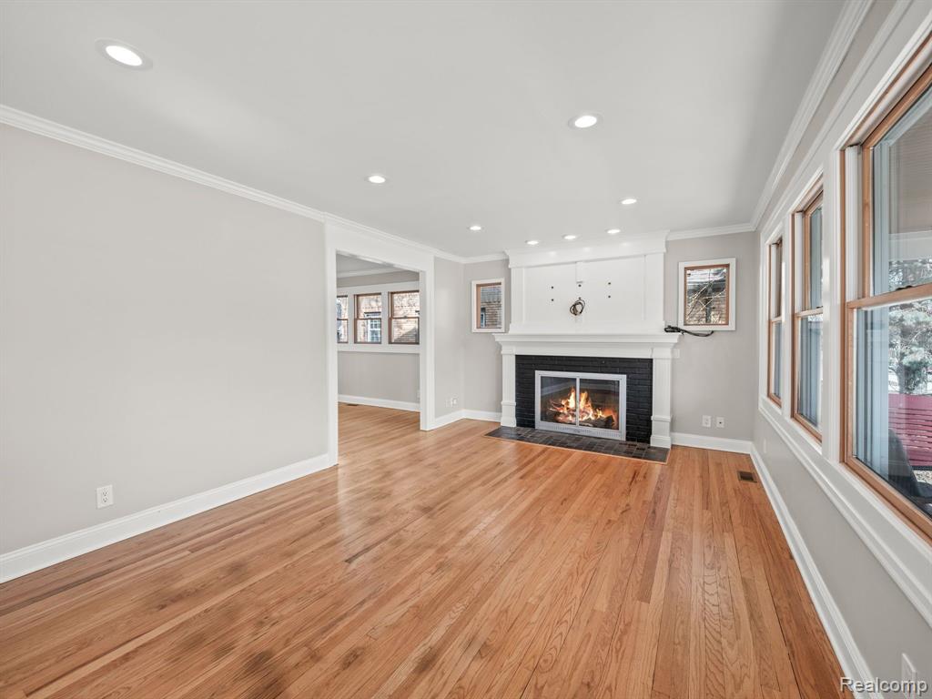 411 WILCOX Street, Rochester, MI 48307 — Photo 10