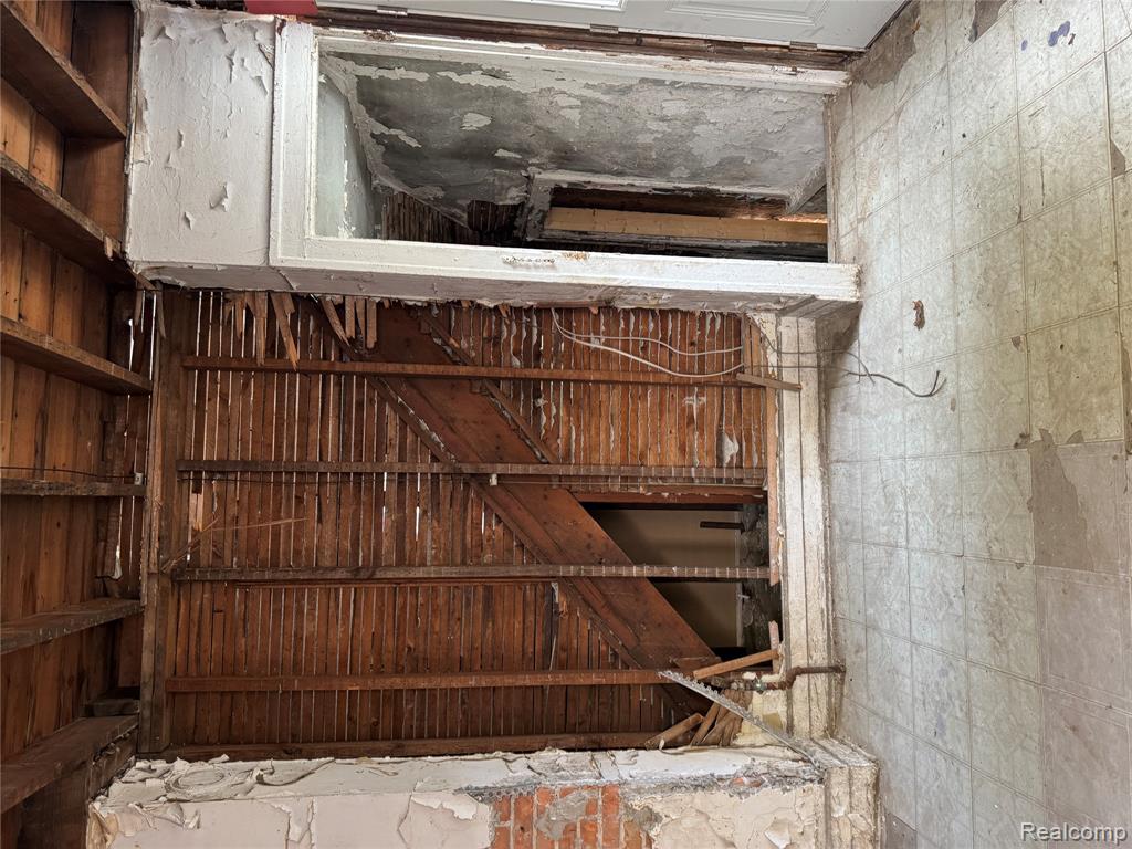 5171 BURNS Street, Detroit, MI, 48213