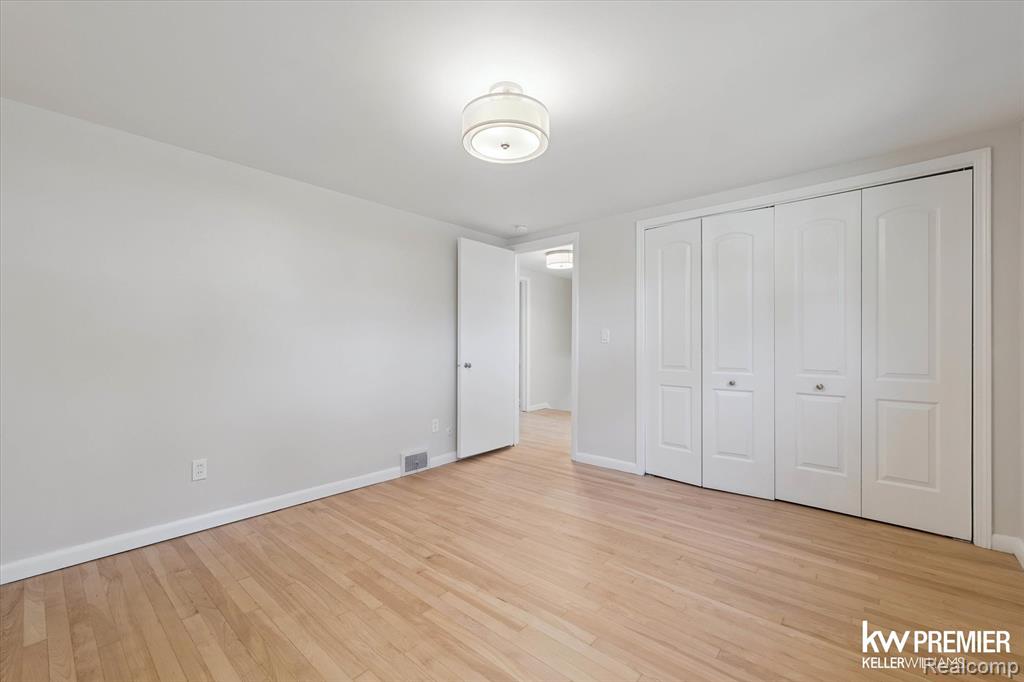 6015 Rowley Boulevard, Waterford, MI — Photo 20