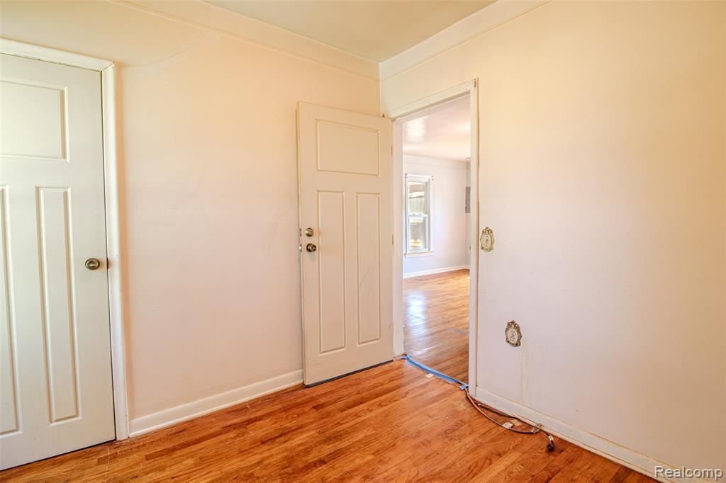 749 E East Newburg Road, Carleton, MI 48117 — Photo 30
