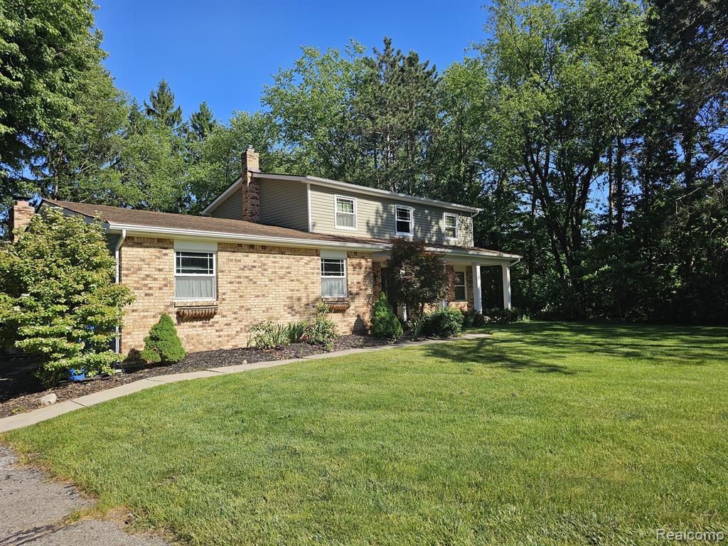 5163 PINE HILL Circle, Howell, MI 48843 — Photo 5