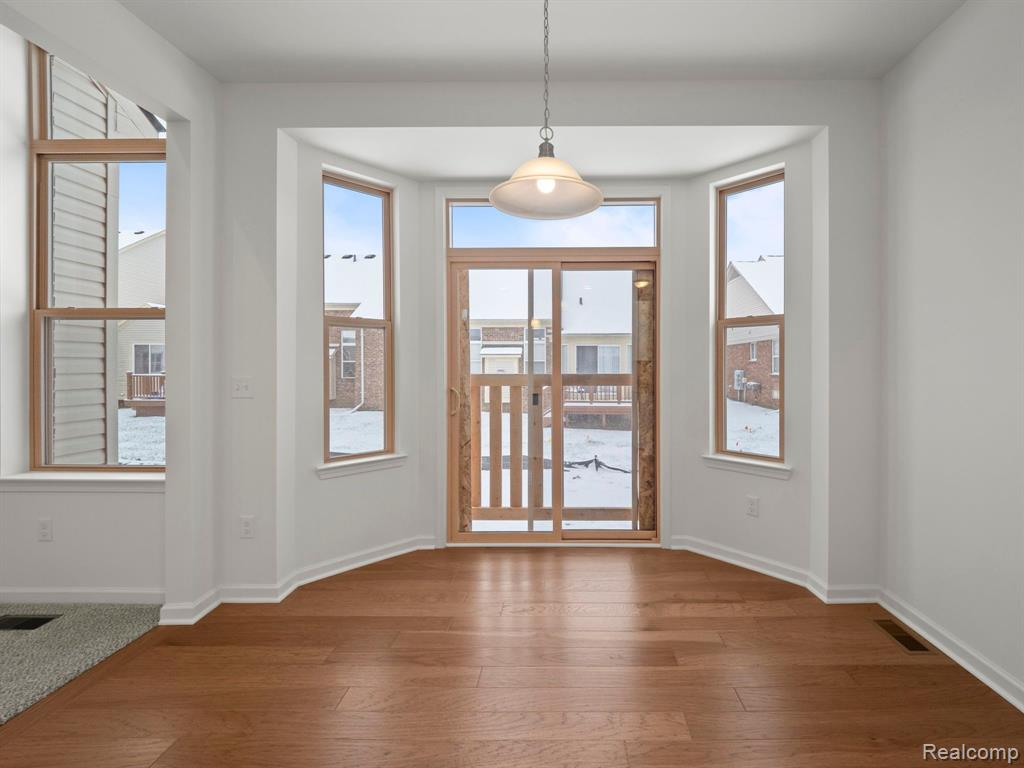 45731 Beaufort Drive, Macomb, MI 48044 — Photo 12