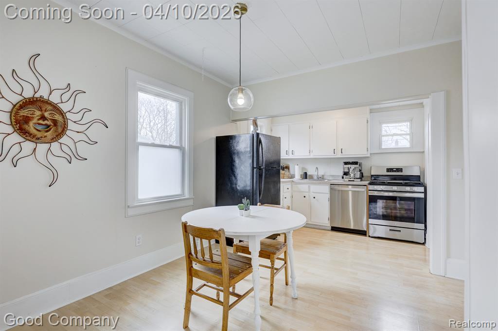 448 Wordsworth Street, Ferndale, MI 48220 — Photo 9