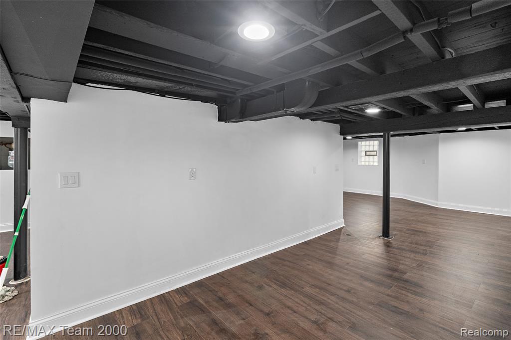 605 Eureka Road, Wyandotte, MI 48192 — Photo 32