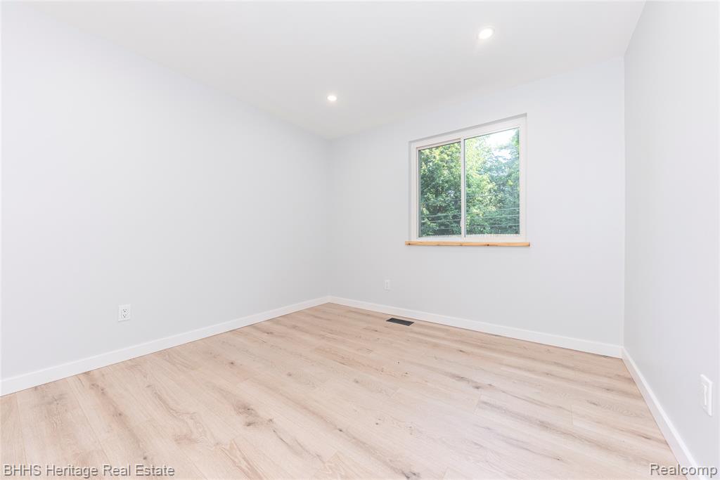 12 Trowbridge Court, Ann Arbor, MI 48108 — Photo 22