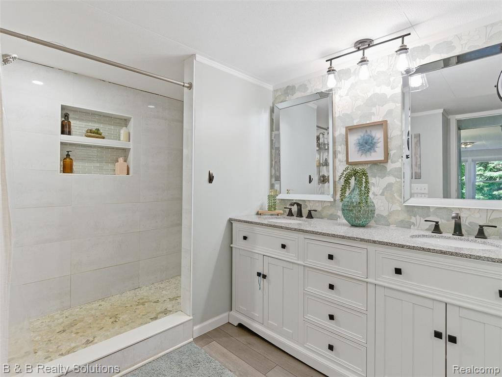 60455 Bates Road, New Haven, MI 48048 — Photo 54