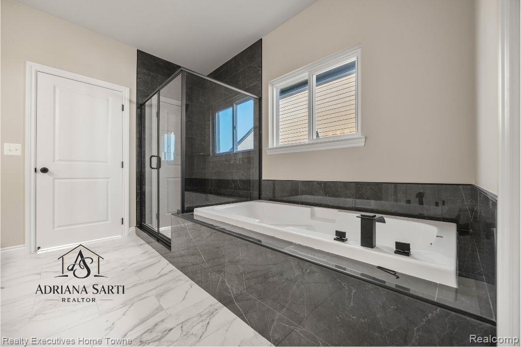 35962 Cascade Drive, New Baltimore, MI 48047 — Photo 28