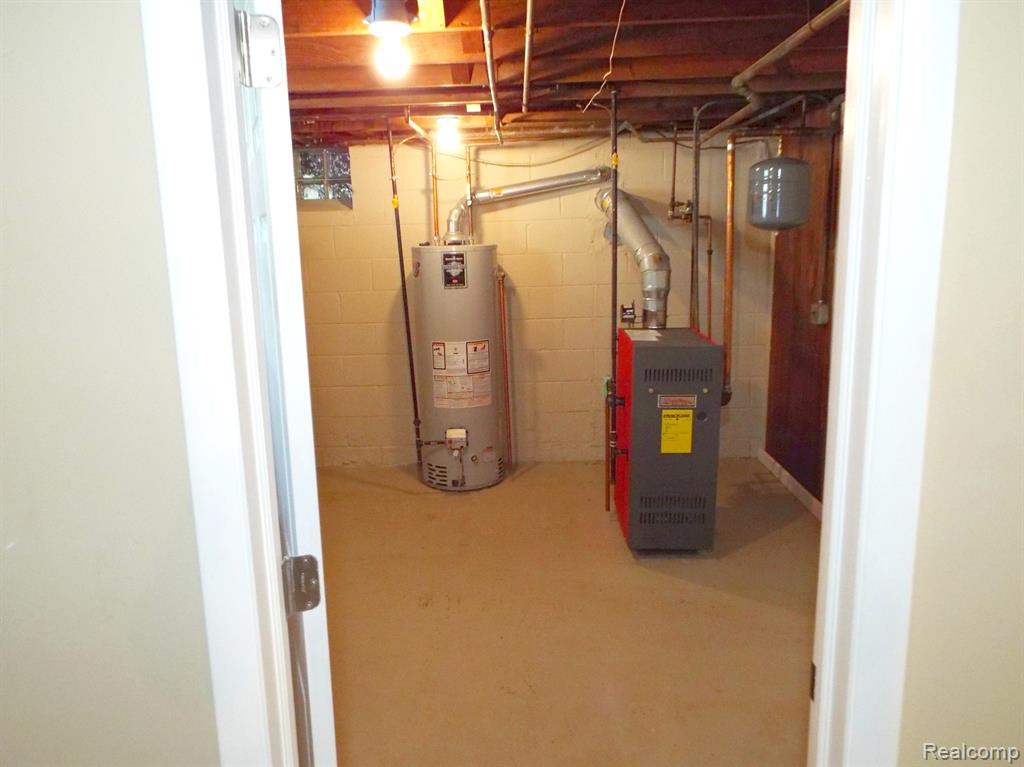 9996 Manor Avenue, Allen Park, MI 48101 — Photo 15
